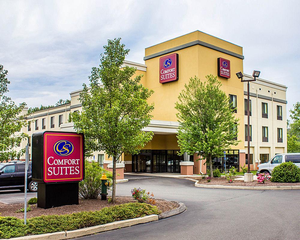 Holiday Inn - Cheshire - Southington By Ihg Εξωτερικό φωτογραφία