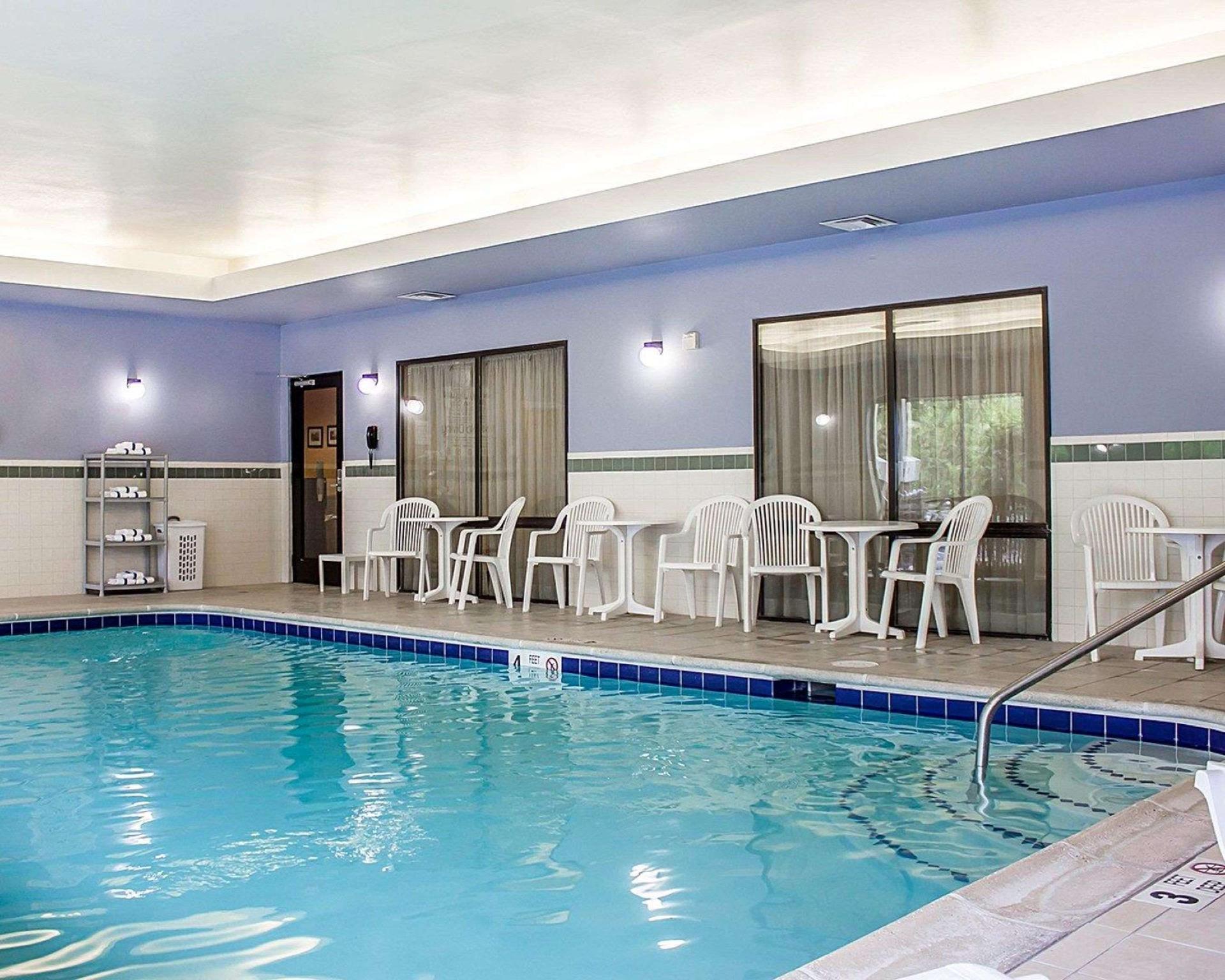 Holiday Inn - Cheshire - Southington By Ihg Εξωτερικό φωτογραφία