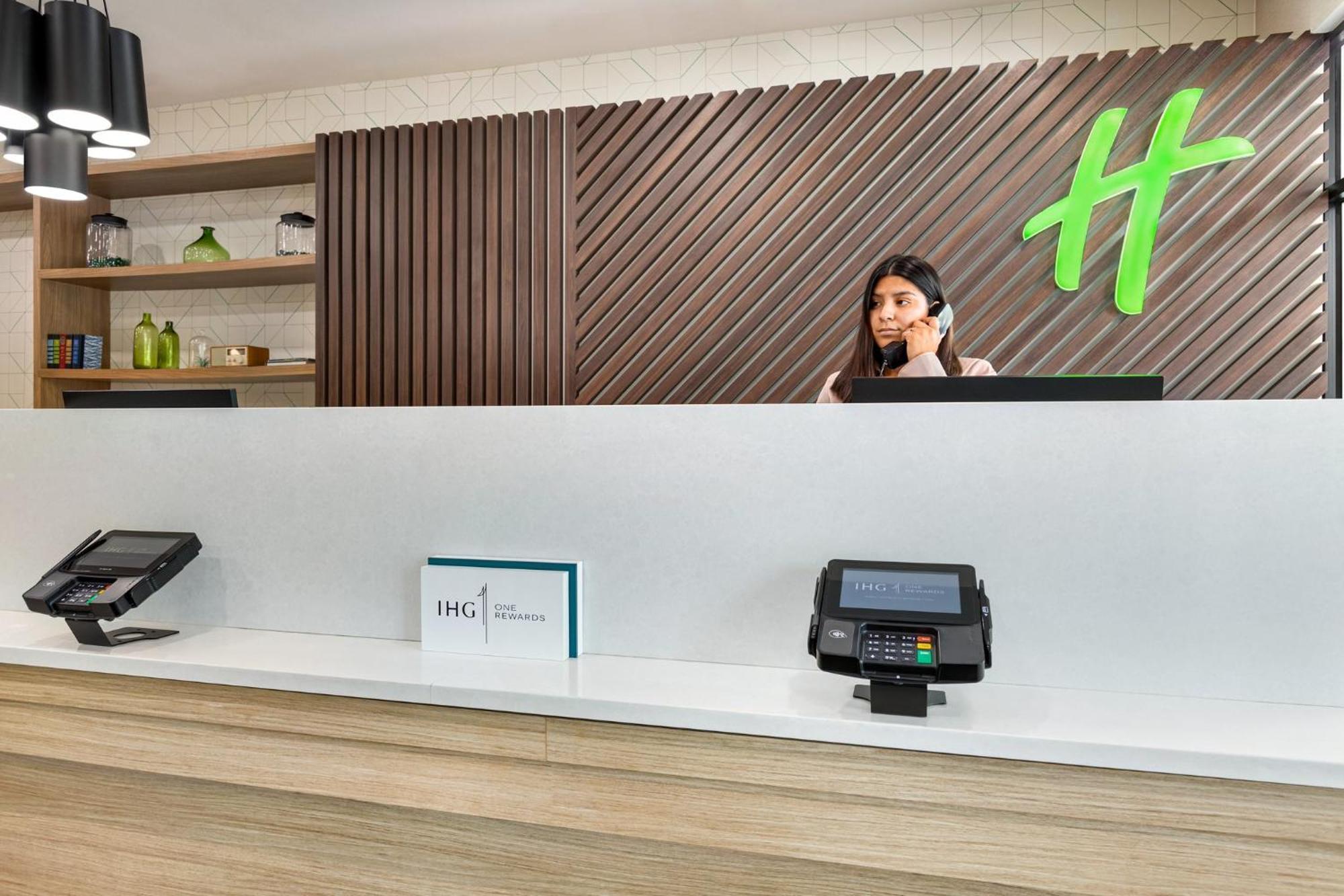 Holiday Inn - Cheshire - Southington By Ihg Εξωτερικό φωτογραφία