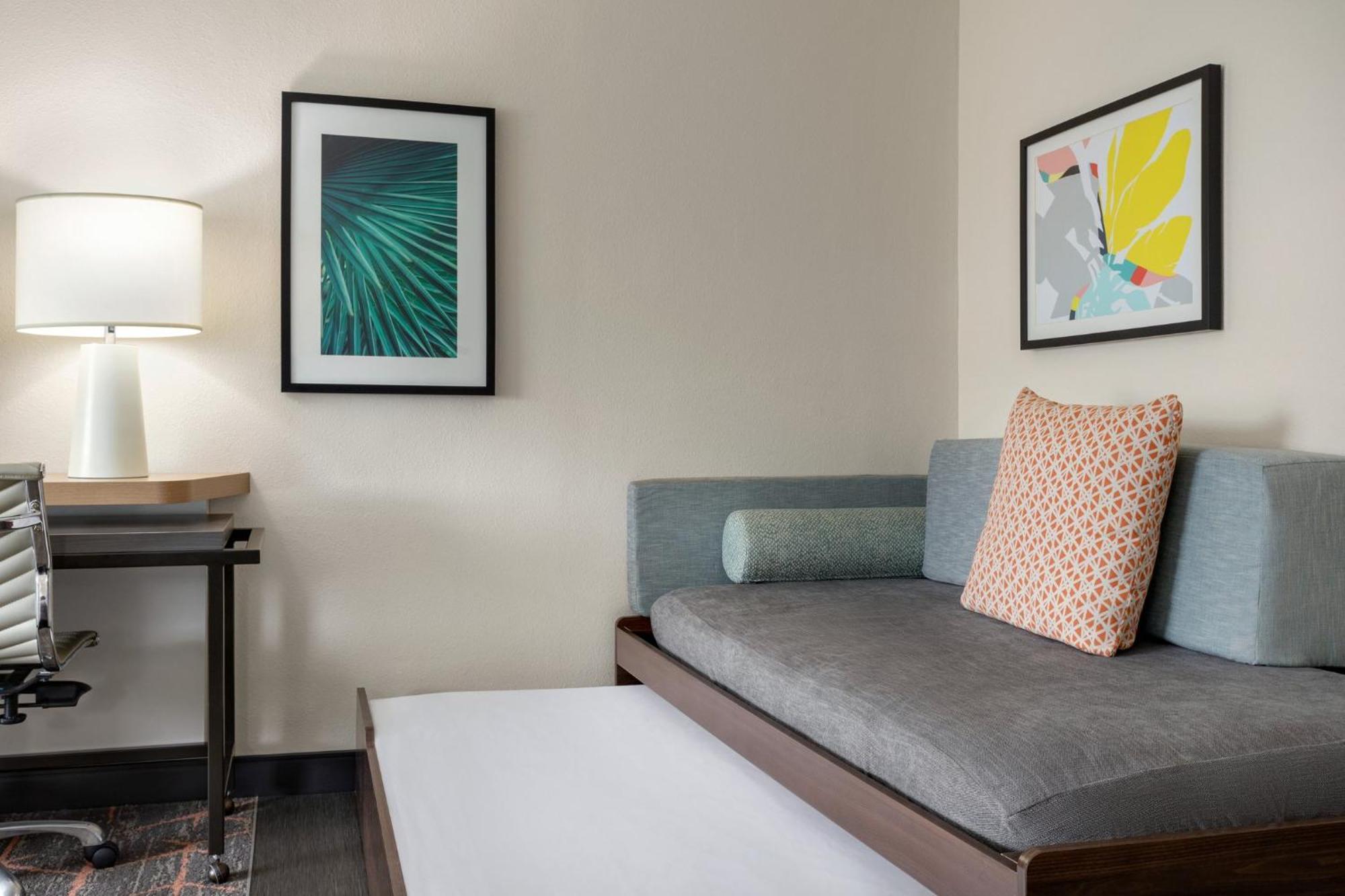 Holiday Inn - Cheshire - Southington By Ihg Εξωτερικό φωτογραφία